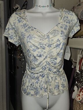 Rebellious Dreamer Blue Floral Top